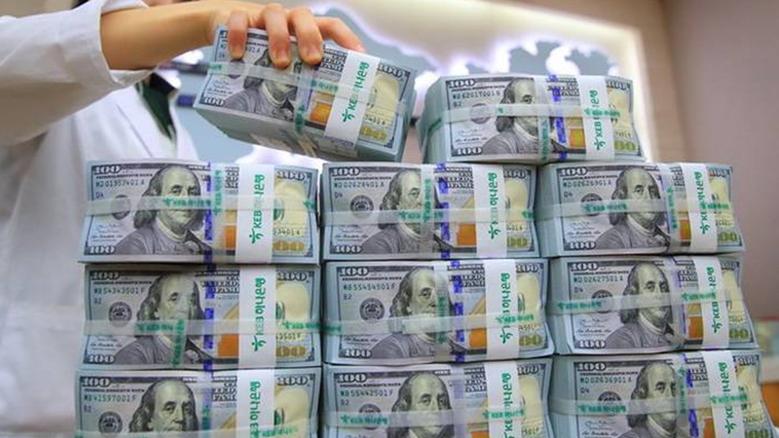 السيولة المحلية تقفز 15.4% والودائع غير الحكومية ترتفع 19.3%