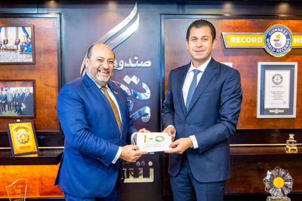 الاستاذ تامر عبد الفتاح المدير التنفيذي لصندوق تحيا مصر والأستاذ هاني أمان العضو المنتدب والرئيس التنفيذي للشركة الشرقية إيسترن كومباني
