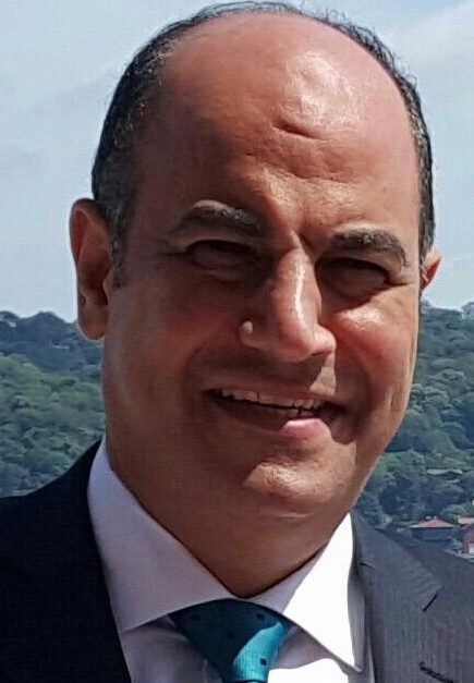 طارق متولى الخبير المصرفى