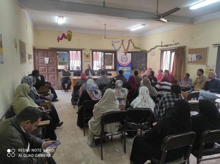 الإعلام والوعى بمواجهة  الأزمات البيئية  فى ندوة بالمركز الإعلامى بتلا
