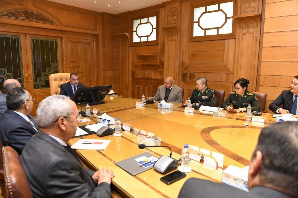 وزير الانتاج الحربى