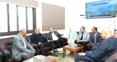وزير قطاع الاعمال