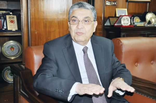 المهندس هشام كمال رئيس شركة المحطات المائية لإنتاج الكهرباء