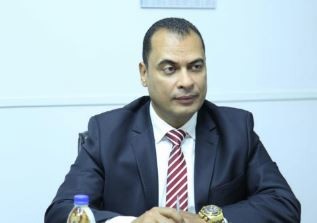 رئيس رابطة تجار السيارات