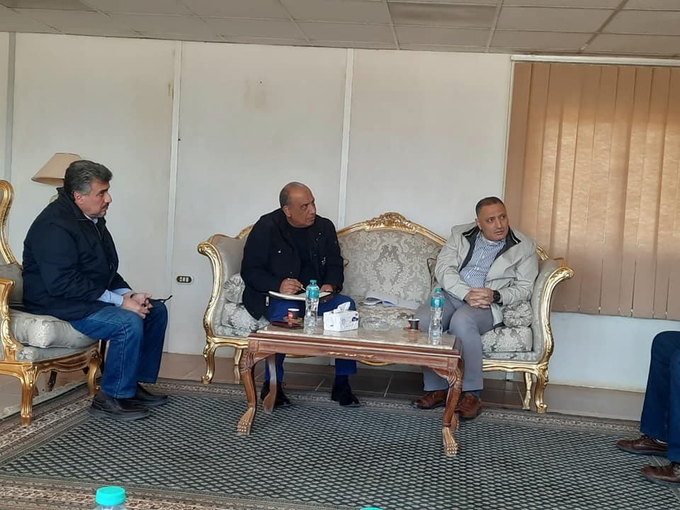 زيارة وزير قطاع الأعمال لأسوان