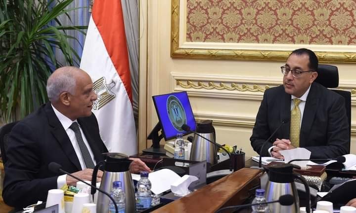 مدبولي ومحافظ الجيزة