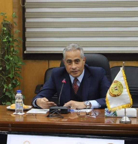 وزير القوى العاملة
