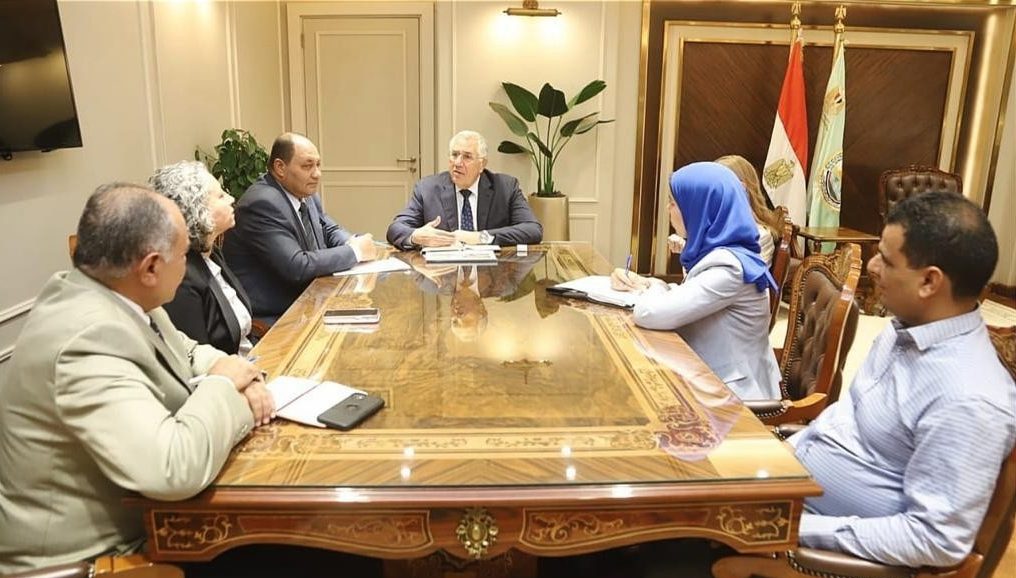 وزير الزراعة يتابع الموقف التنفيذي لمشروع "برايد" بمحافظة مطروح