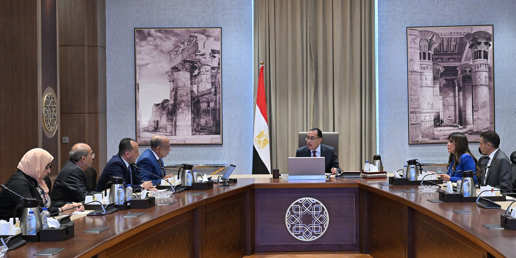 مدبولي يتابع مع وزير قطاع الأعمال عددًا من ملفات العمل