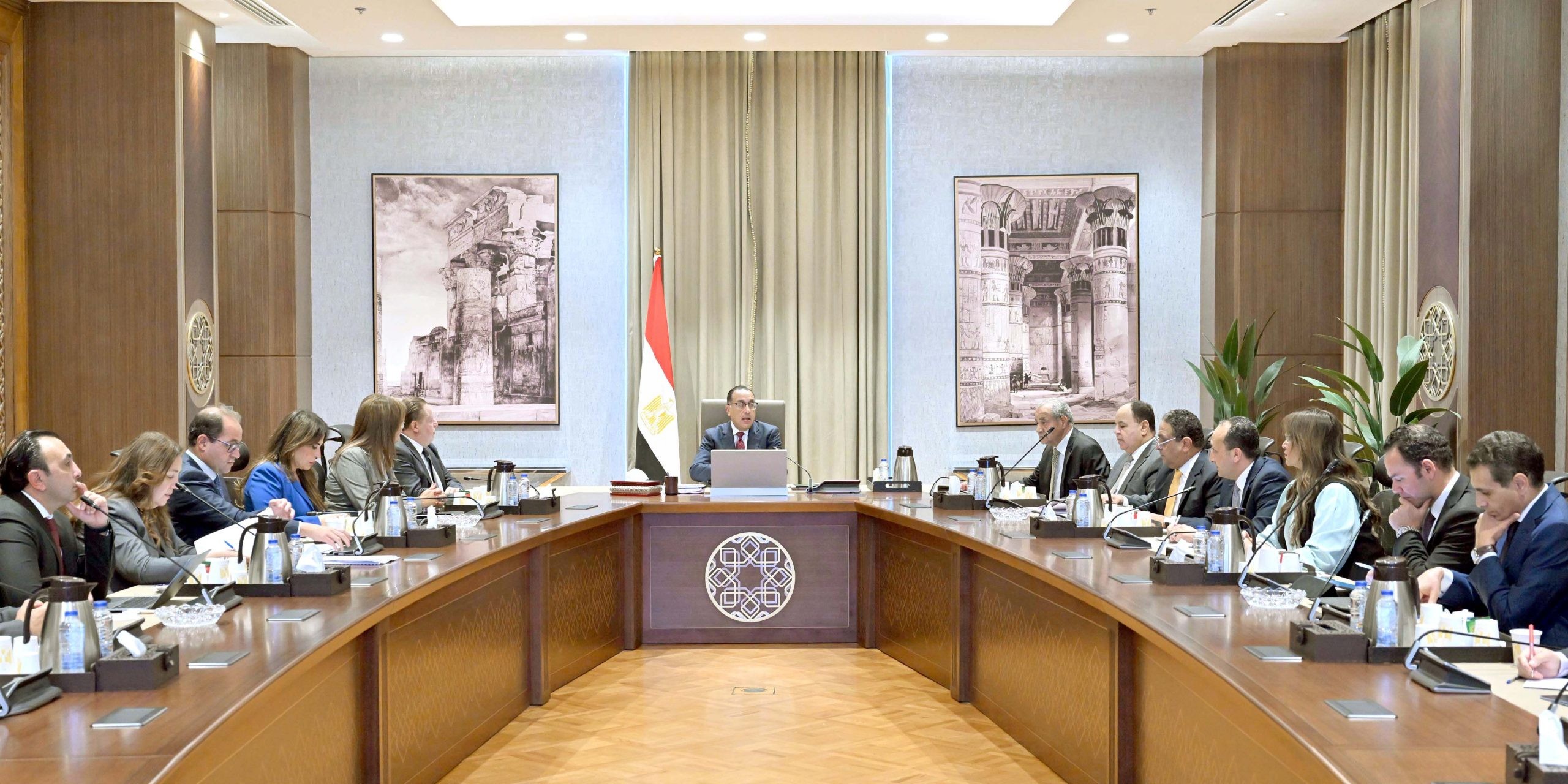 الدكتور مصطفى مدبولي، رئيس مجلس الوزراء خلال الاجتماع