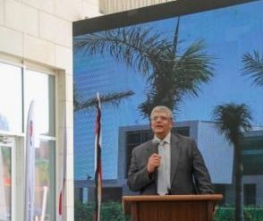 رئيس الجامعة اليابانية عمرو عدلى