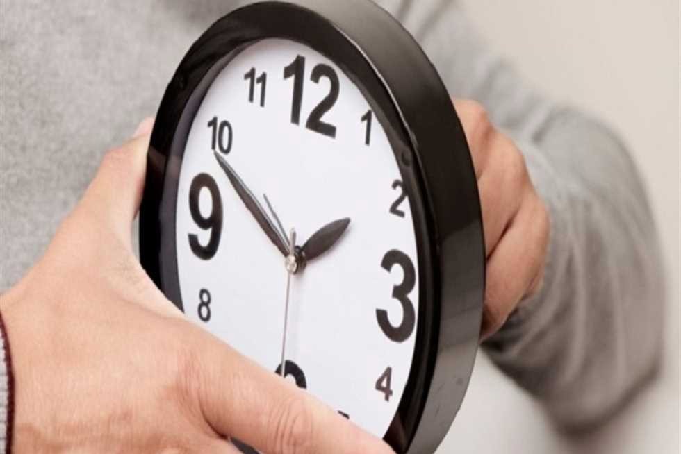 موعد تغير الساعة