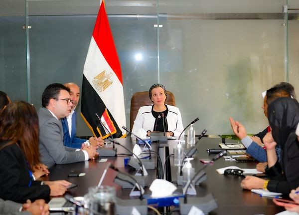 وزيرة البيئة