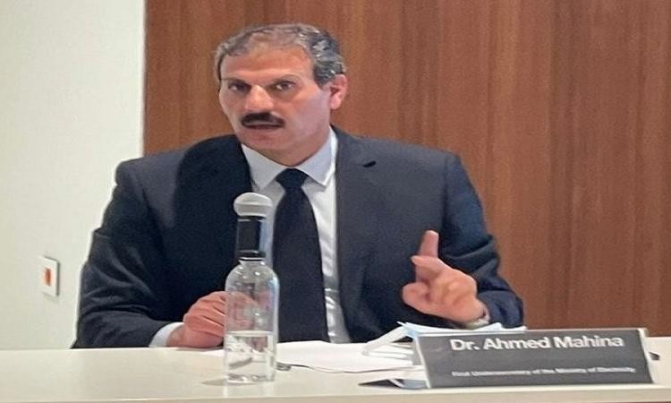 احمد مهينة وكيل وزارة الكهرباء 