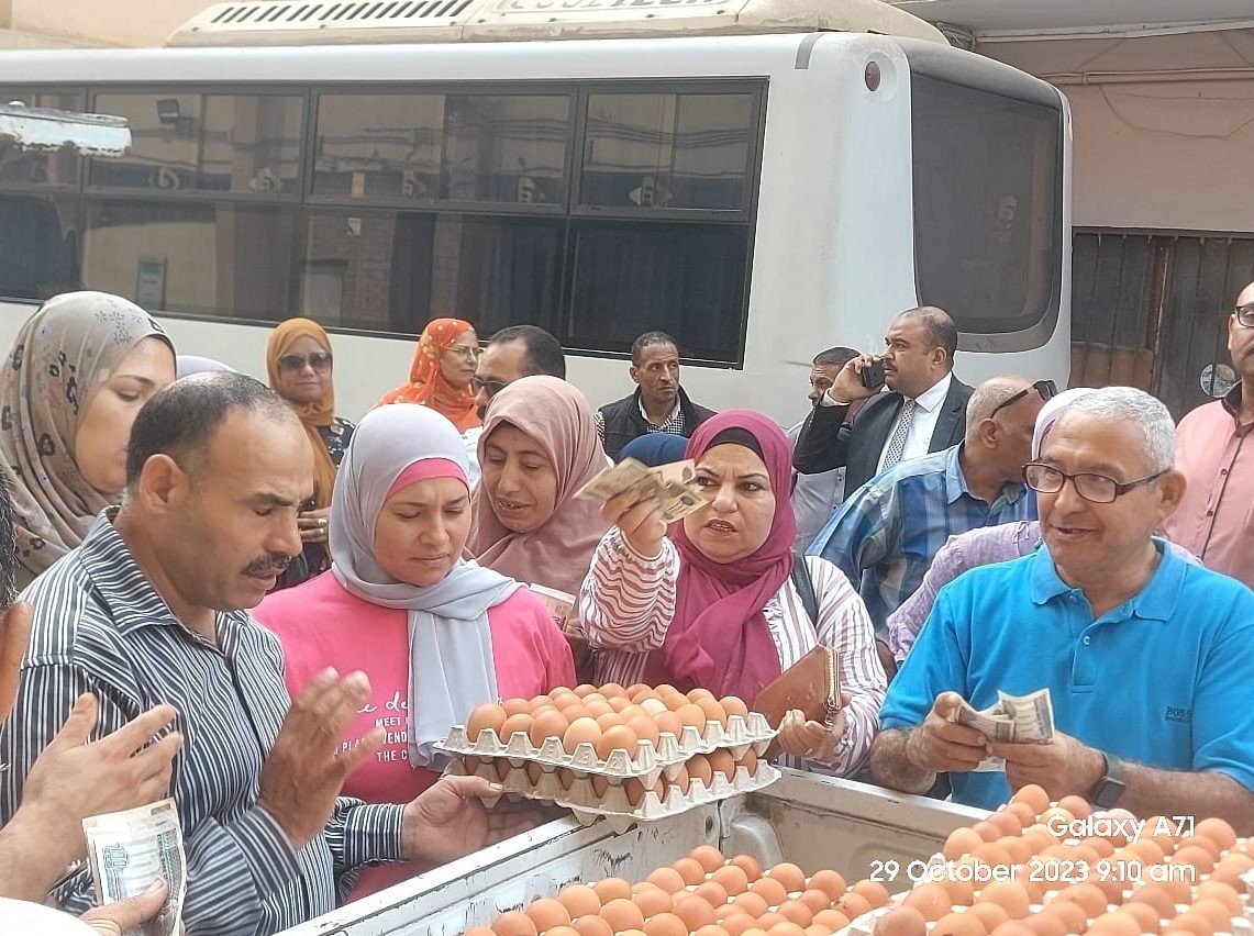  بيض المائدة