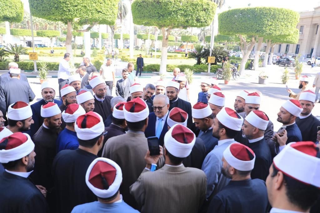 الخشت مع الإئمة والدعاة