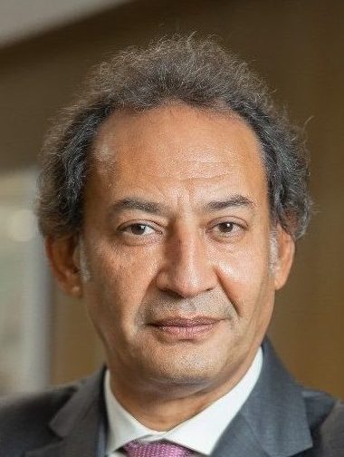 حازم حجازى رئيس بنك البركة