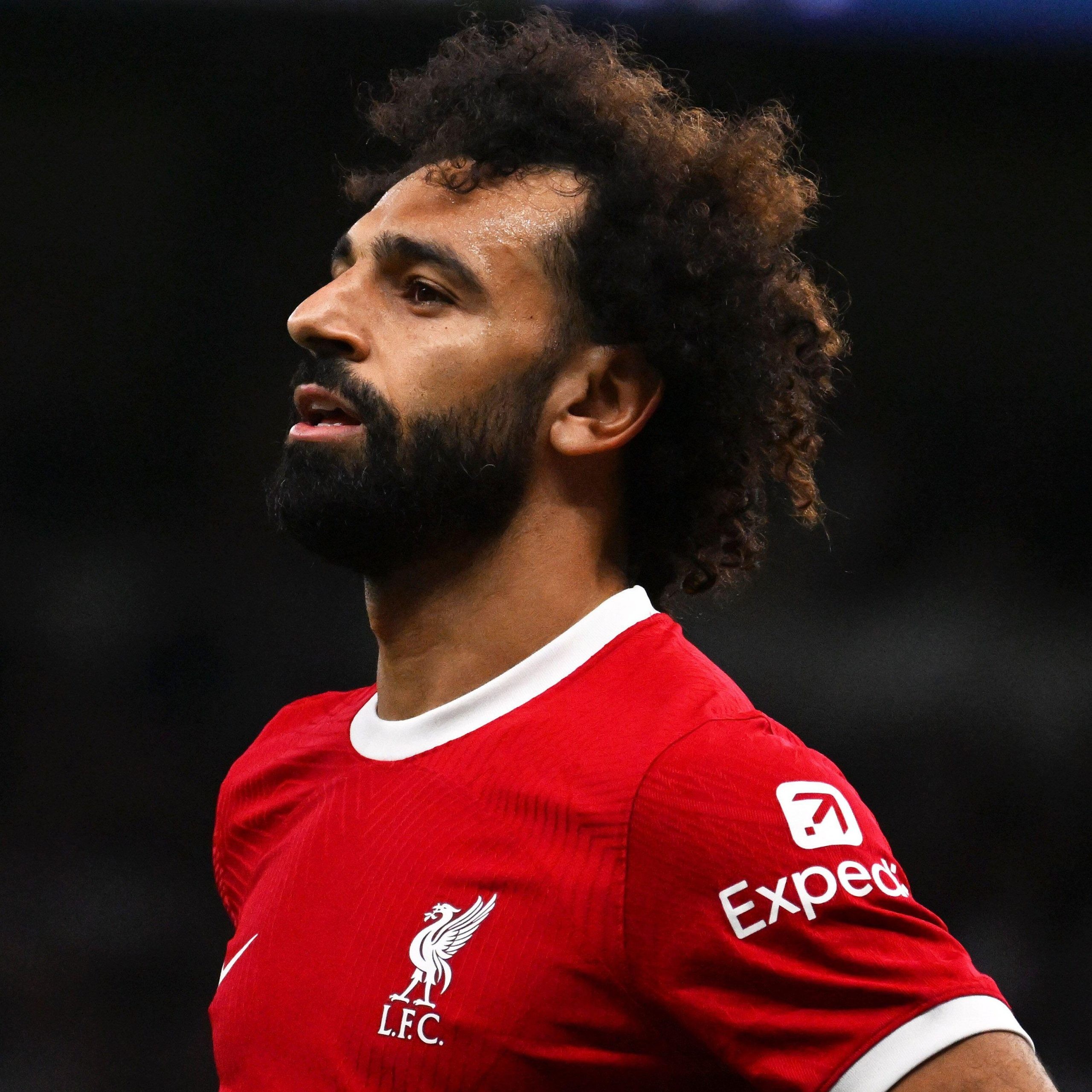 محمد صلاح قائد المنتخب
