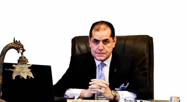 هانى أبو الفتوح الخبير المصرفى