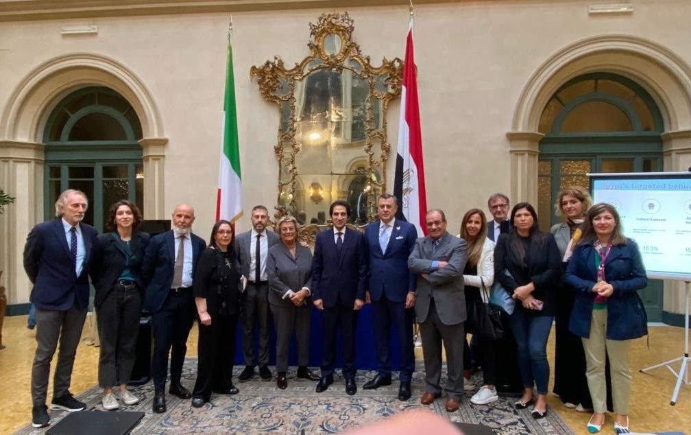 وزير السياحة والآثار