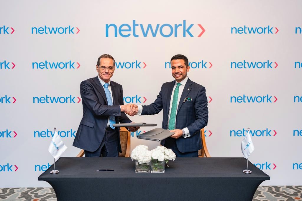 نتورك إنترناشيونال يوقع شراكة مع بنك الإسكندرية لتسريع وتيرة تحوّله الرقمي