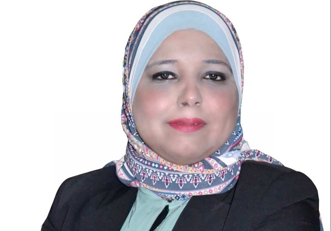 صفاء فارس، خبيرة أسواق المال