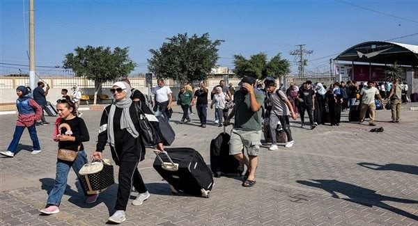 مزدوجى الجنسية إلى معبر رفح