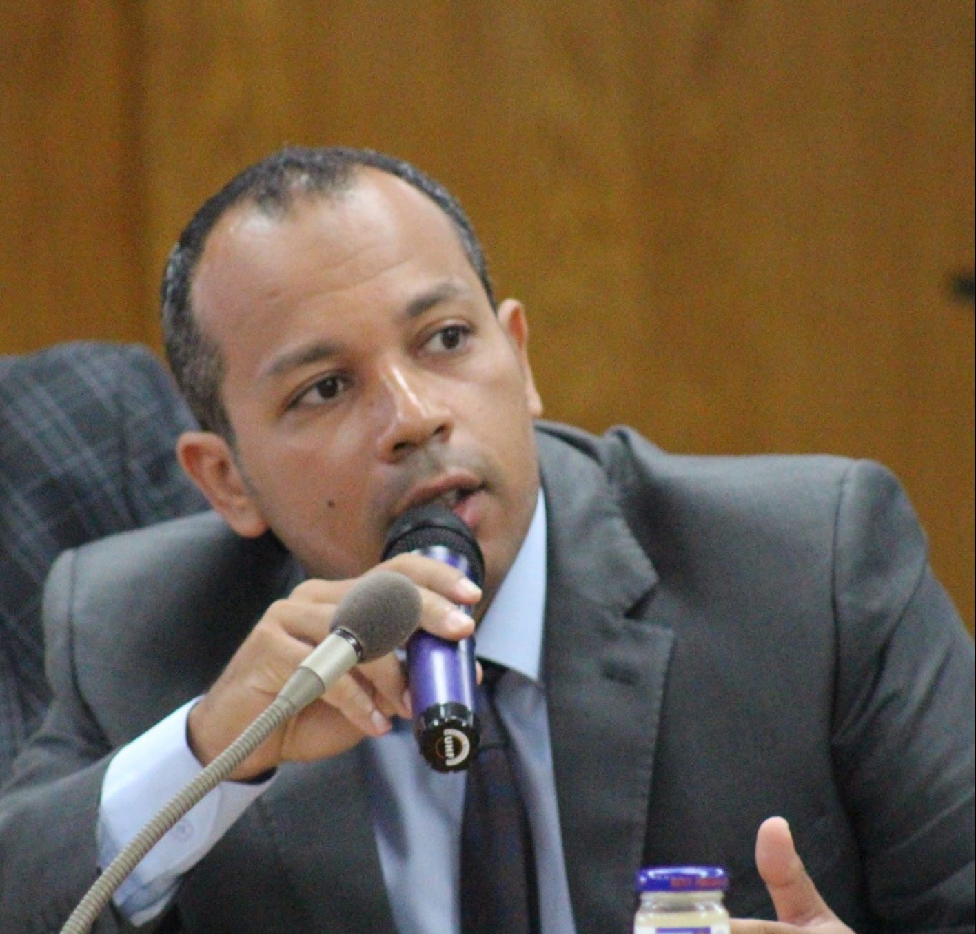 أحمد مجدي منصور الخبير المصرفي