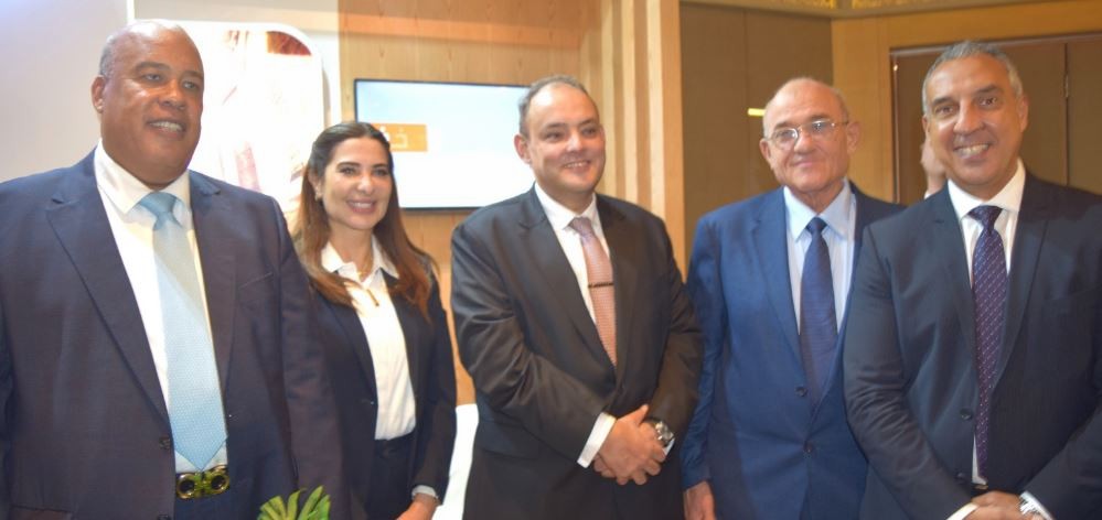 وزير التجارة مع رئيس غرفة القاهرة