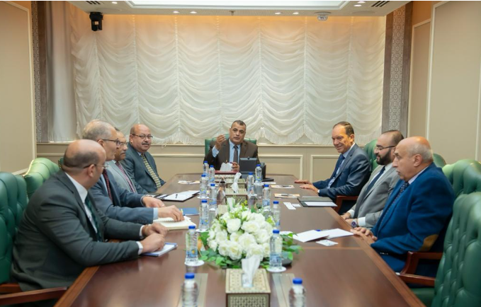 وزير الإنتاج الحربي يبحث إمكانية التعاون مع أحدى شركات القطاع الخاص