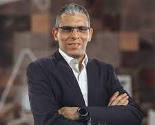 أحمد منصور