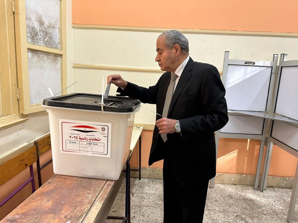 وزير التموين