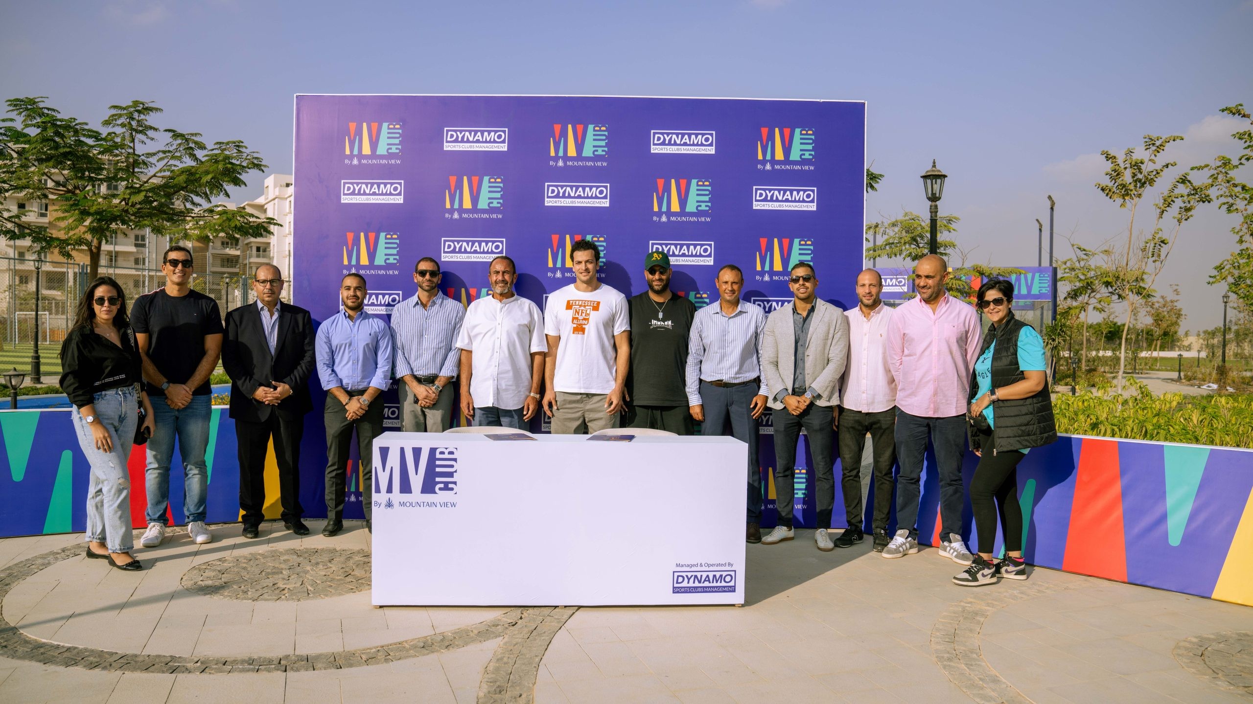 ماونتن فيو تفتتح نادي ماونتن فيو