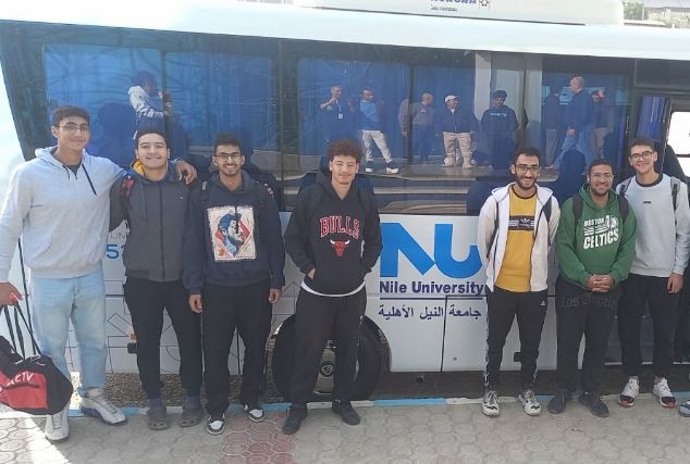 طلاب جامعة النيل