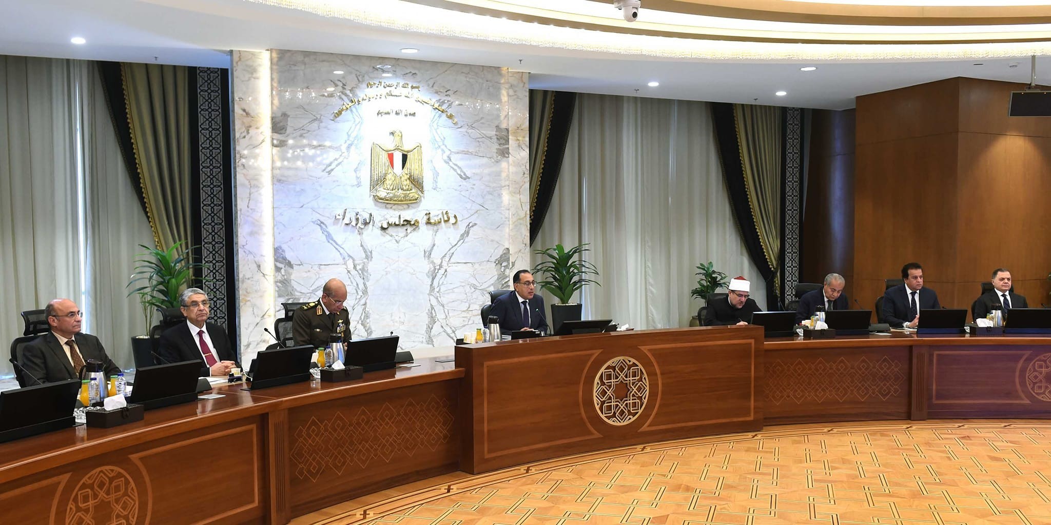 مجلس الوزراء