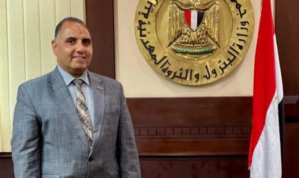 رئيس شركة البتروكيماويات المصرية