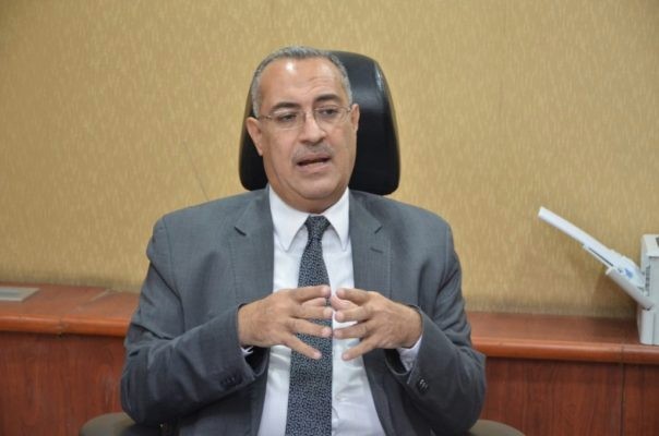 مصطفى أبو العزم