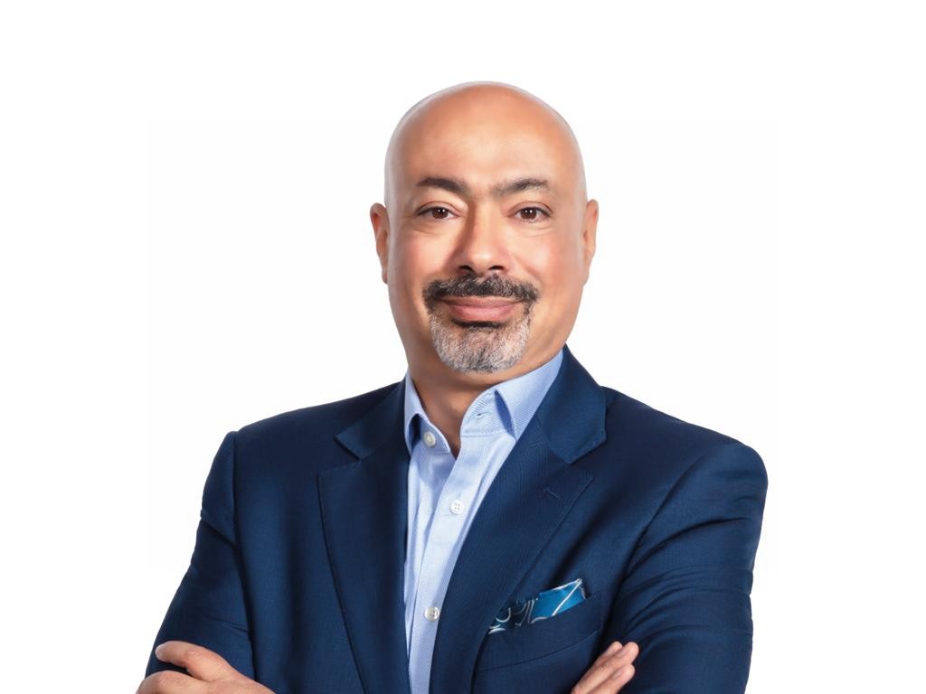 المهندس حاتم دويدار، الرئيس التنفيذي لـ e&