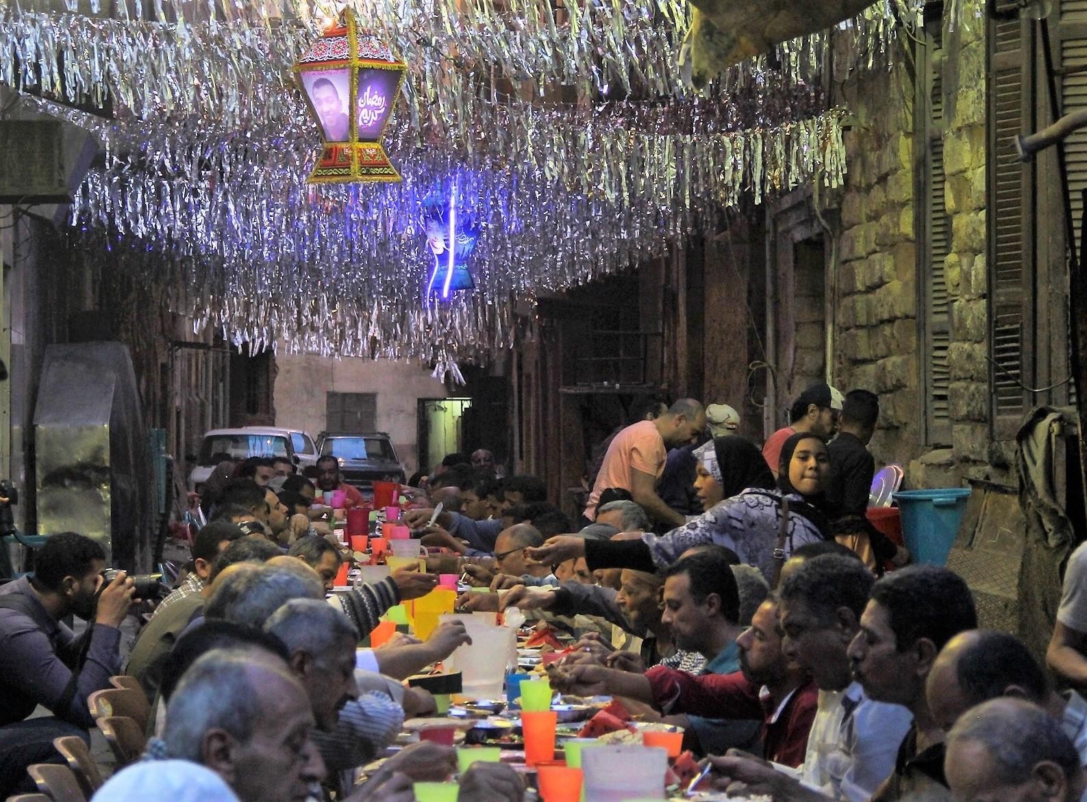 إفطار رمضان