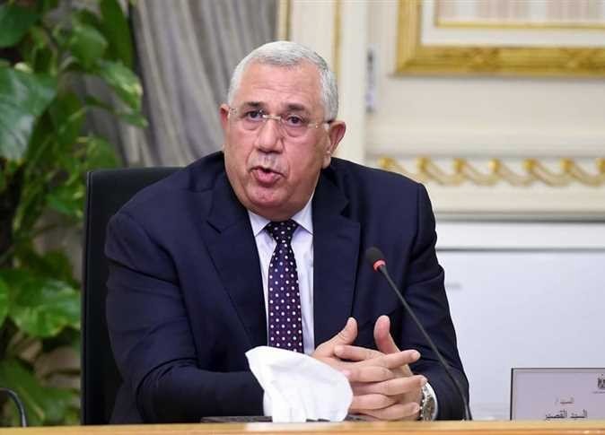 وزير الزراعة السيد القصير