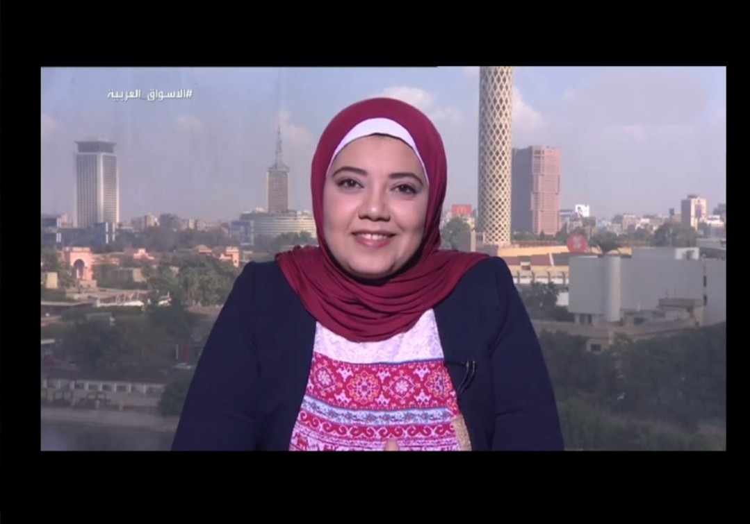 منى مصطفى مدير تداول بشركة عربية اون لاين