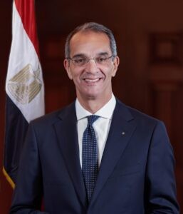 الدتور عمرو طلعت وزير الاتصالات وتكنولوجيا المعلومات
