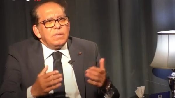 الدكتور ضياء حلمى