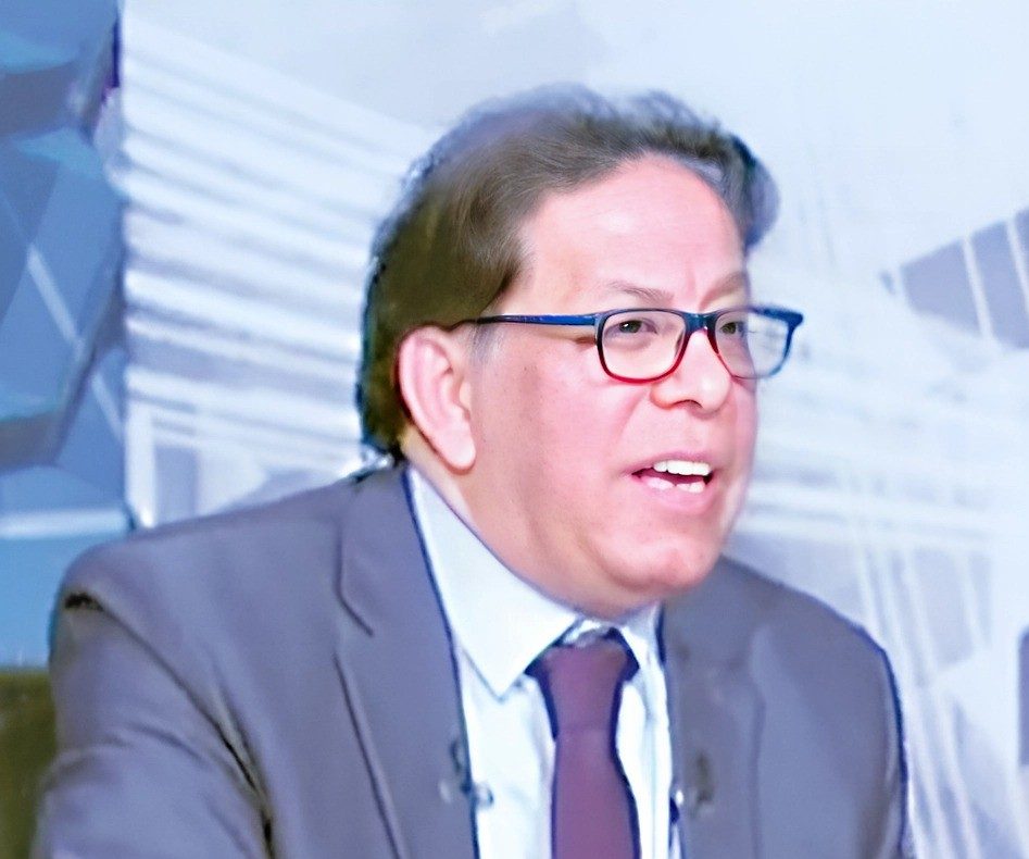 ضياء حلمى