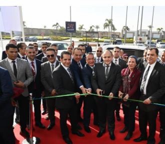 وزير التجارة خلال افتتاح معرض البلاستيك