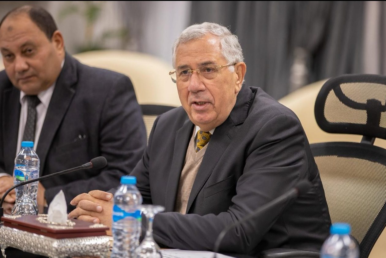 وزير الزراعة