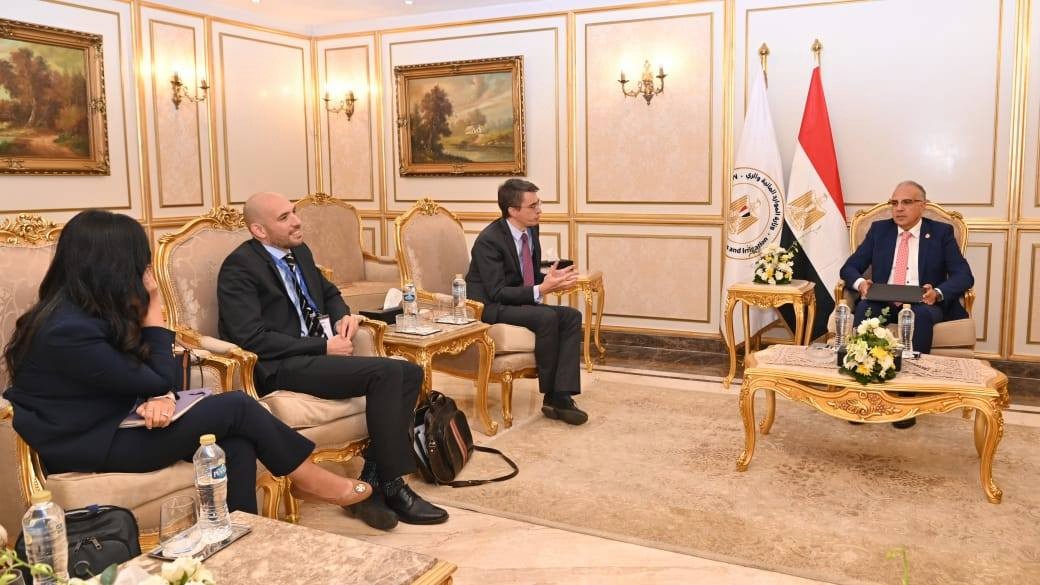الدكتور سويلم يلتقى مدير مكتب البنك الدولي فى مصر وعدد من مسئولي البنك الدولى

