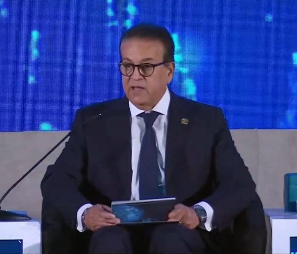 وزير الصحة يدير جلسة «التنمية البشرية في أوقات الأزمات» ضمن فعاليات افتتاح المؤتمر العالمي PHDC24 