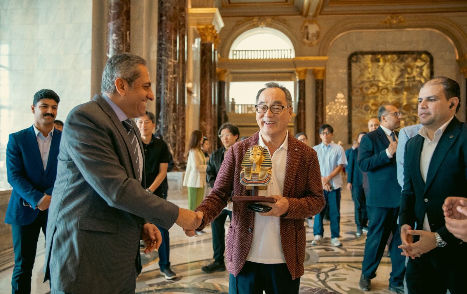 المهندس خالد عباس يستقبل وفد مجموعة شركات "تايتان كابيتال" أكبر الشركات العاملة في مجال العقارات باليابان

