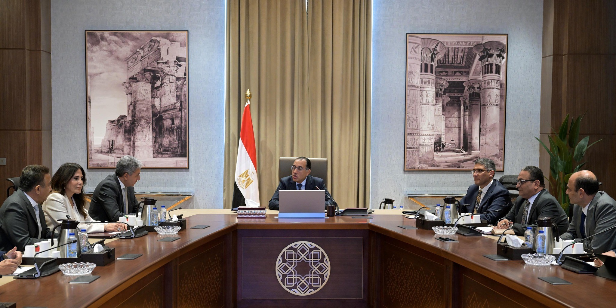 رئيس الوزراء 